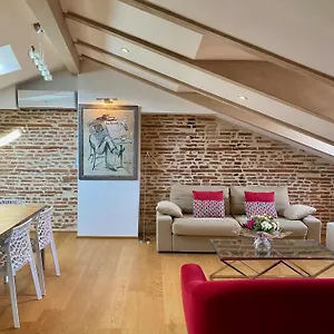 Appartement Les Toits Du Capitole - Loft De Standing 65 M2 - Parking En Option, Toulouse
